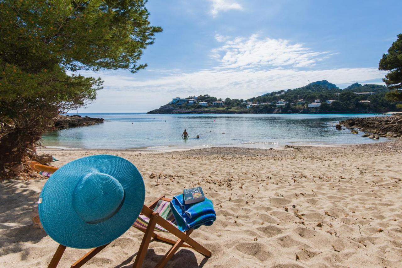 Casa Aladern On The Beach Mhm Villa Font de sa Cala Exterior foto